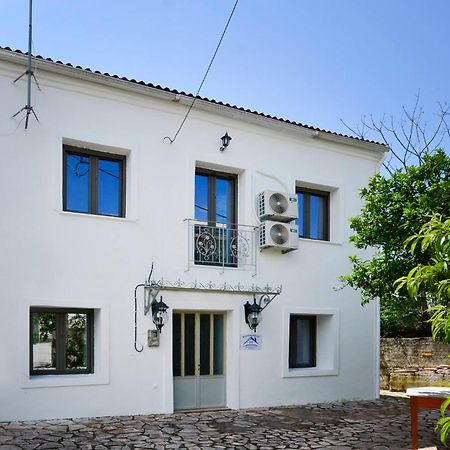 فيلا Balukas House Dragotiná الغرفة الصورة